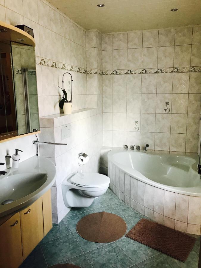 Großes Ferienzimmer Uckermark Apartment *
